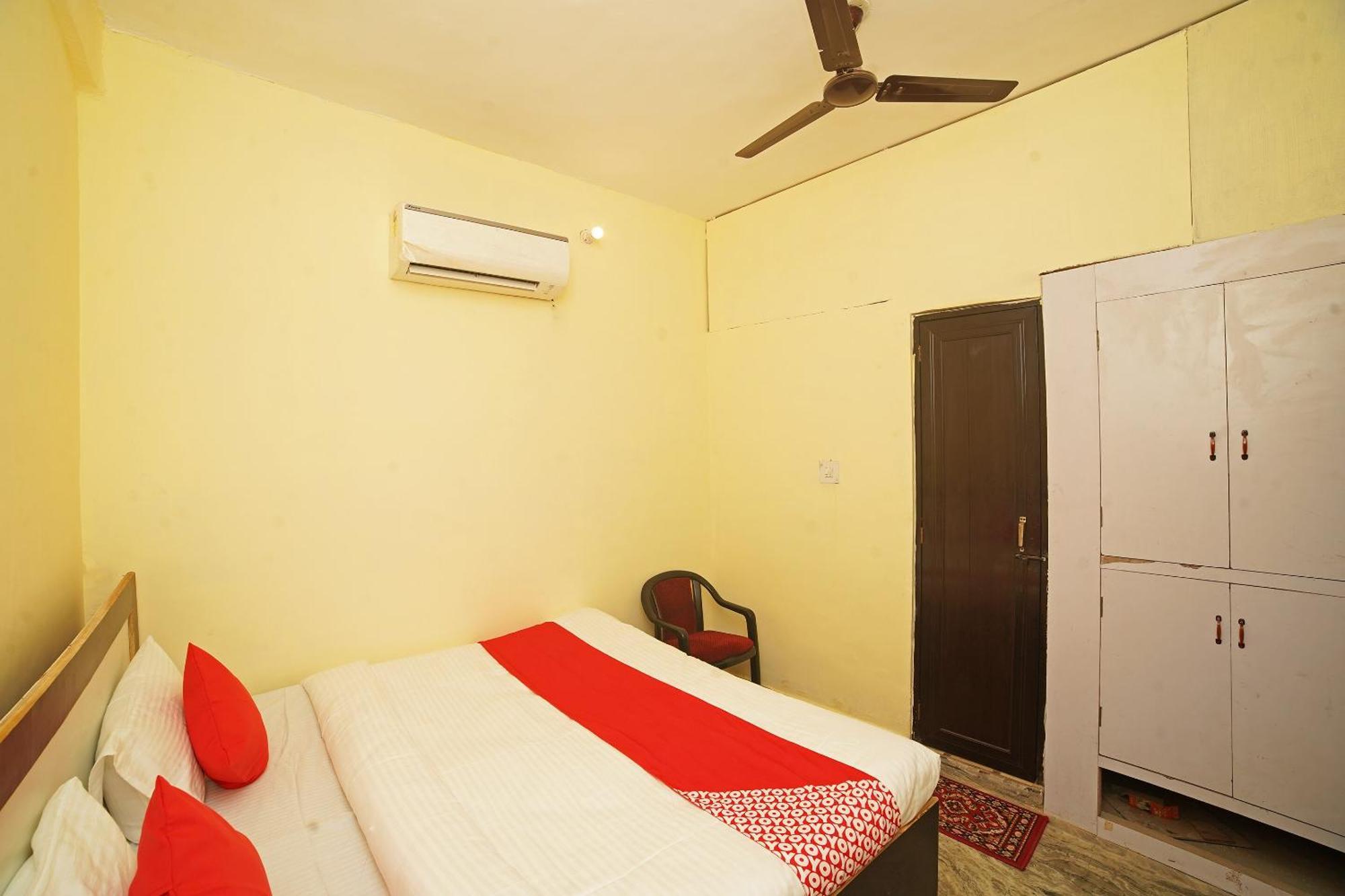 Hotel O Paras Guest House & Restaurant Haldwani Exterior photo