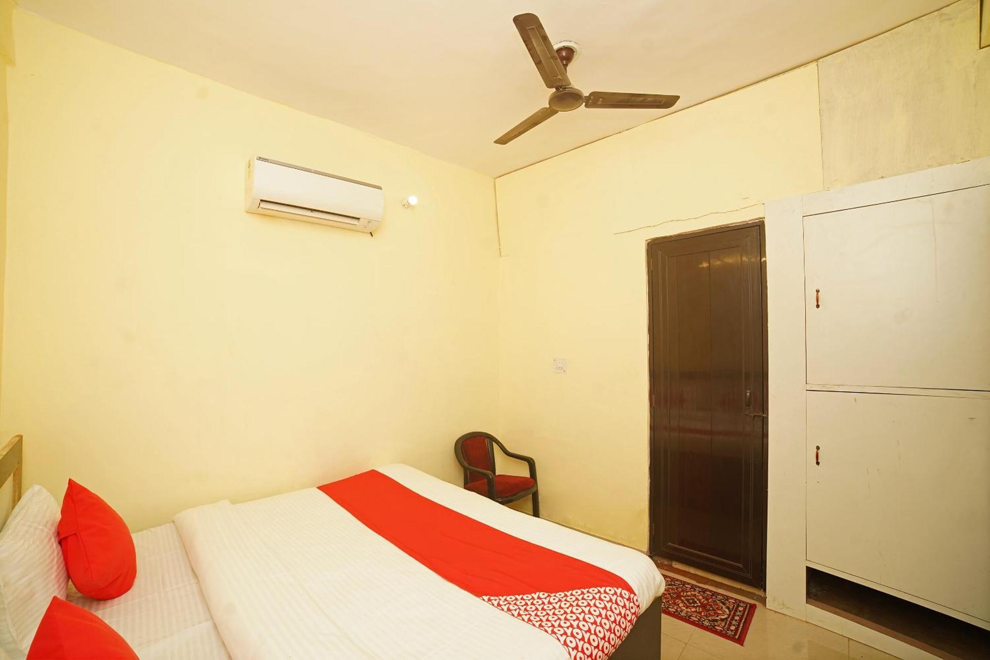 Hotel O Paras Guest House & Restaurant Haldwani Exterior photo
